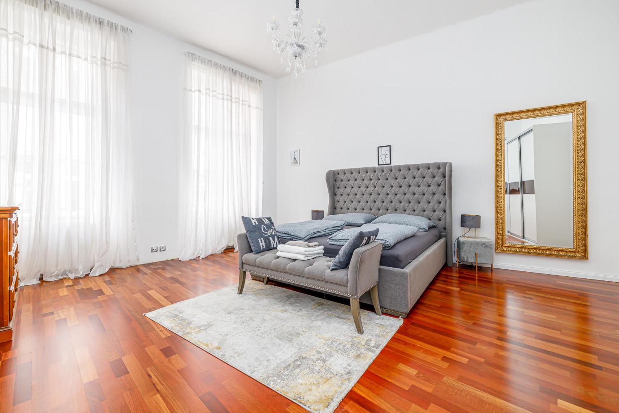 Newly Renovated Apartment In The Old Town 브라티슬라바 외부 사진